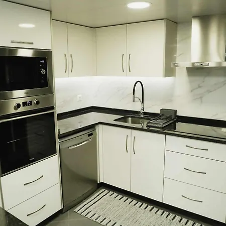 Oporto Cruz - Douro Valley