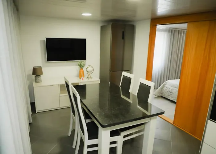 Oporto Cruz - Douro Valley *