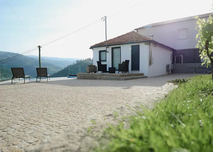 Oporto Cruz - Douro Valley 바이아오